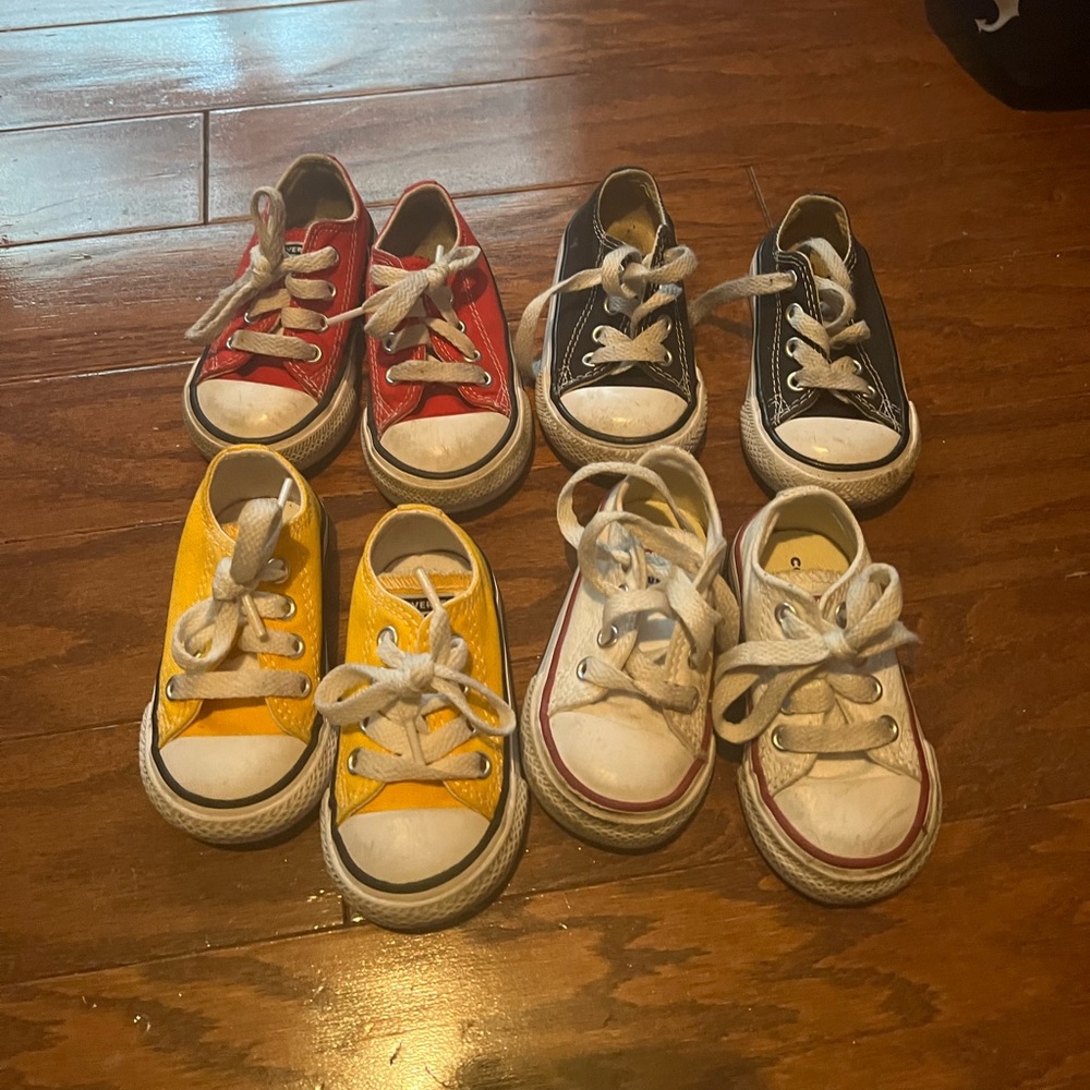 Toddler converse size 3c & 4c